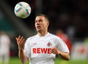 Kaiyuan Game Card-赛道上的独舞者，拉文在F1街道赛之夜的压制级表演