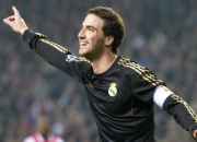 开云棋牌官方-若日尼奥扛起全队，荷兰风暴如何横扫切尔西的战术密码