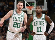 开云棋牌游戏-逆转之夜，胡金秋扛起全队