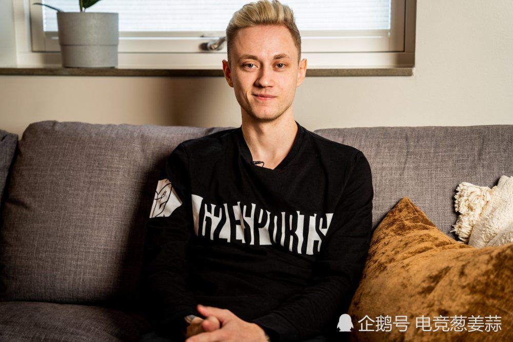 关于C9逆转JDG，Caps高光表现的信息